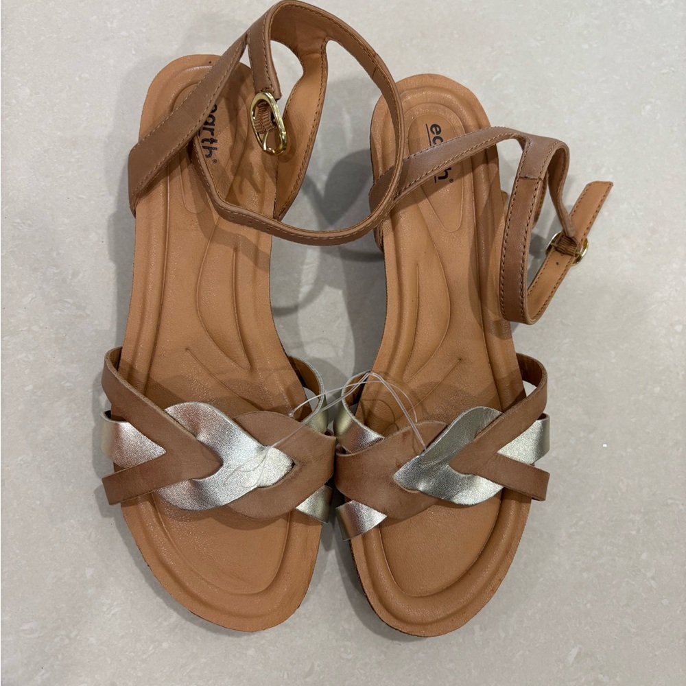 Earth Women's Tan and Silver Sandals